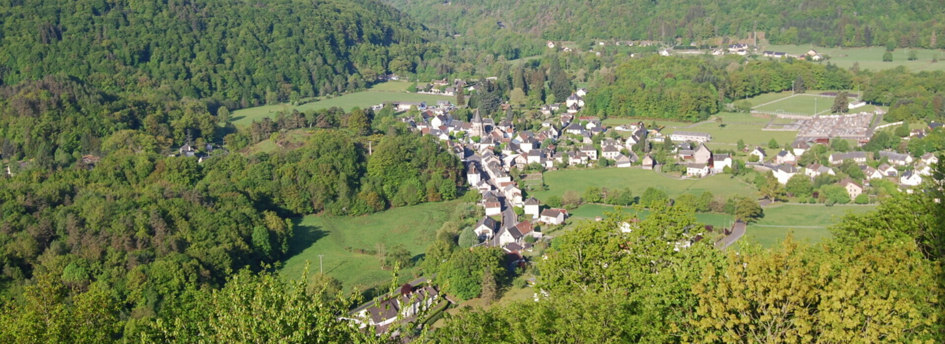 Site officiel Champs sur Tarentaine Marchal dans le Cantal (AUVERGNE)